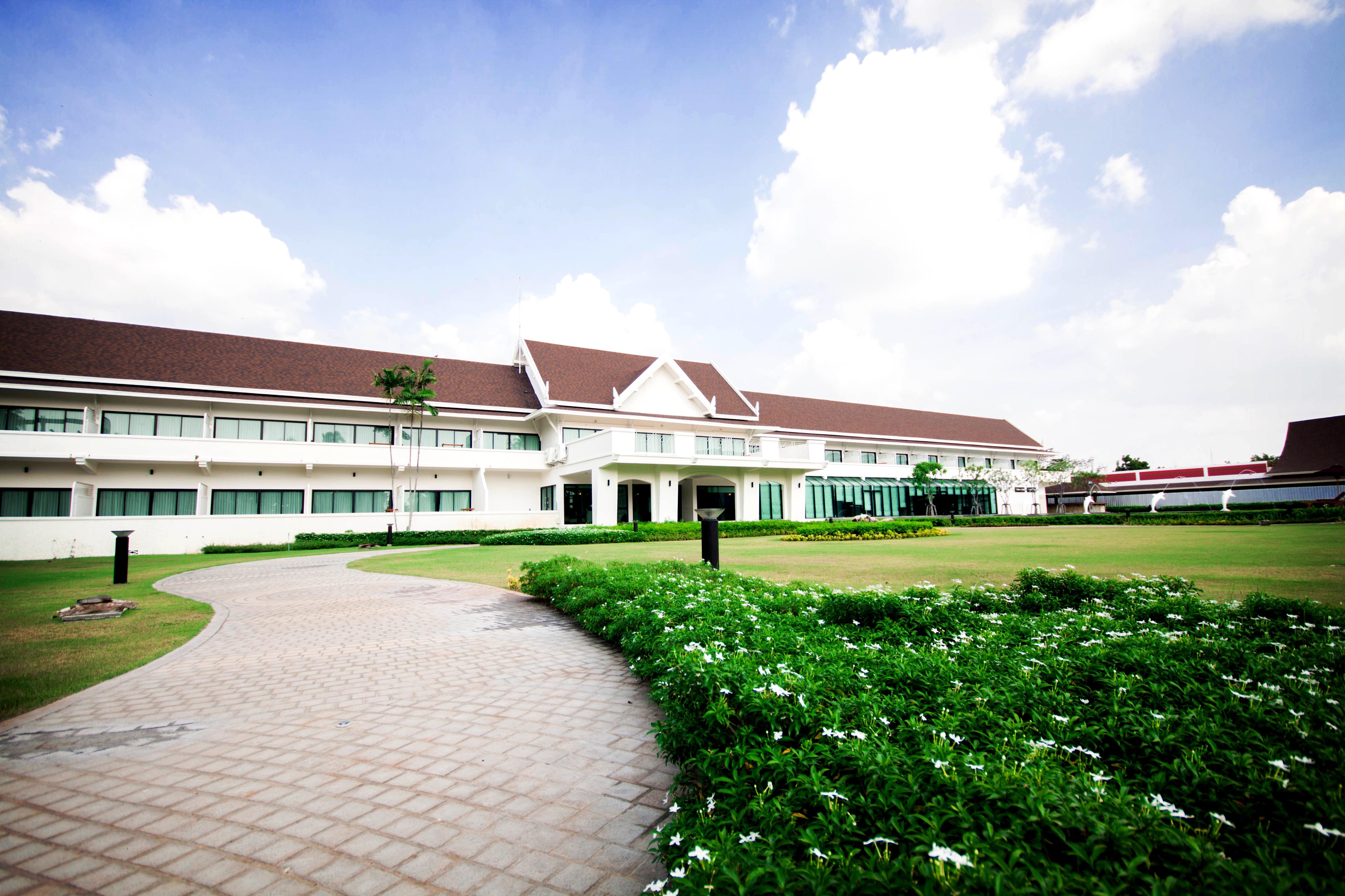 Bangsaen Heritage Hotel - SHA Certified Buitenkant foto