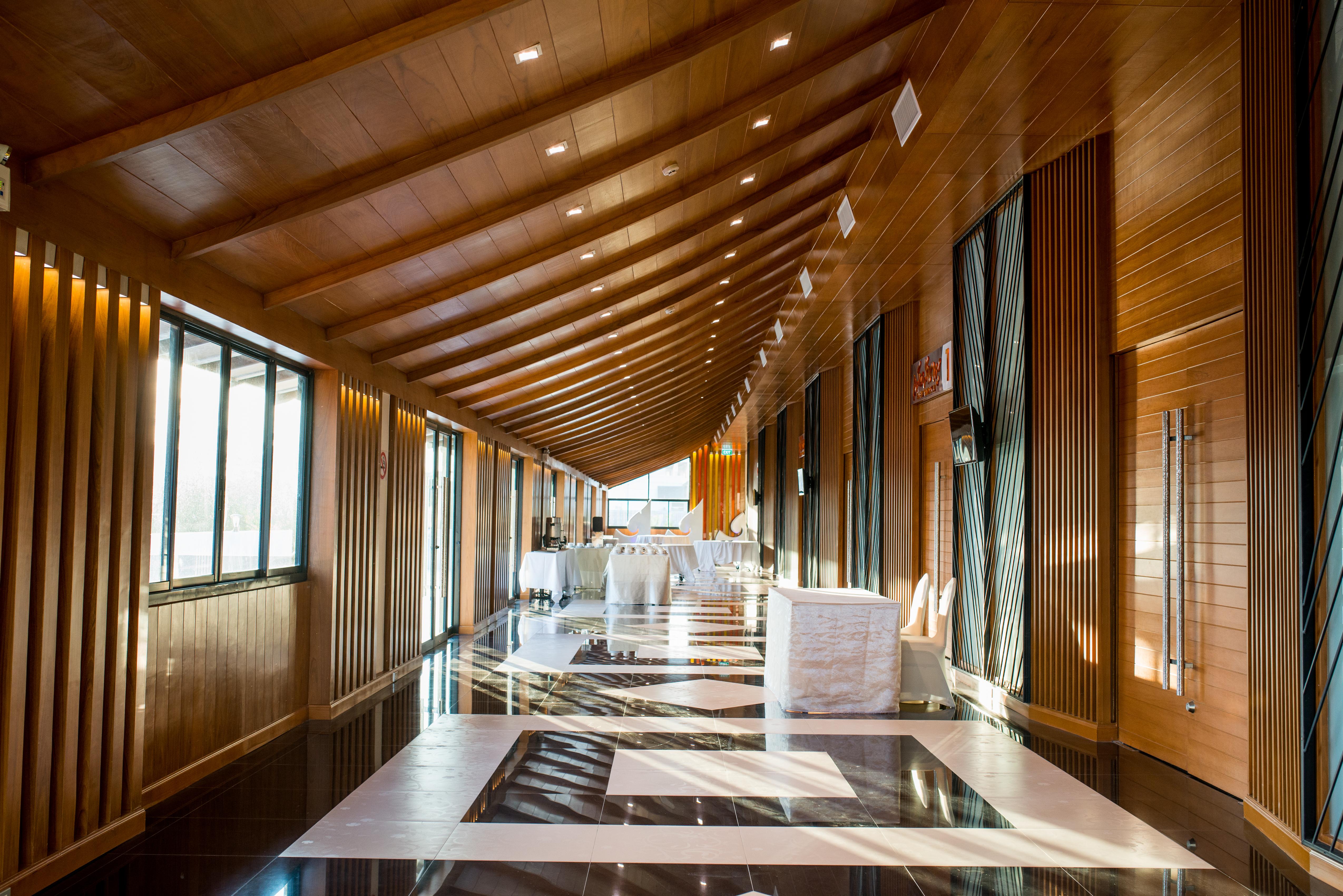 Bangsaen Heritage Hotel - SHA Certified Buitenkant foto
