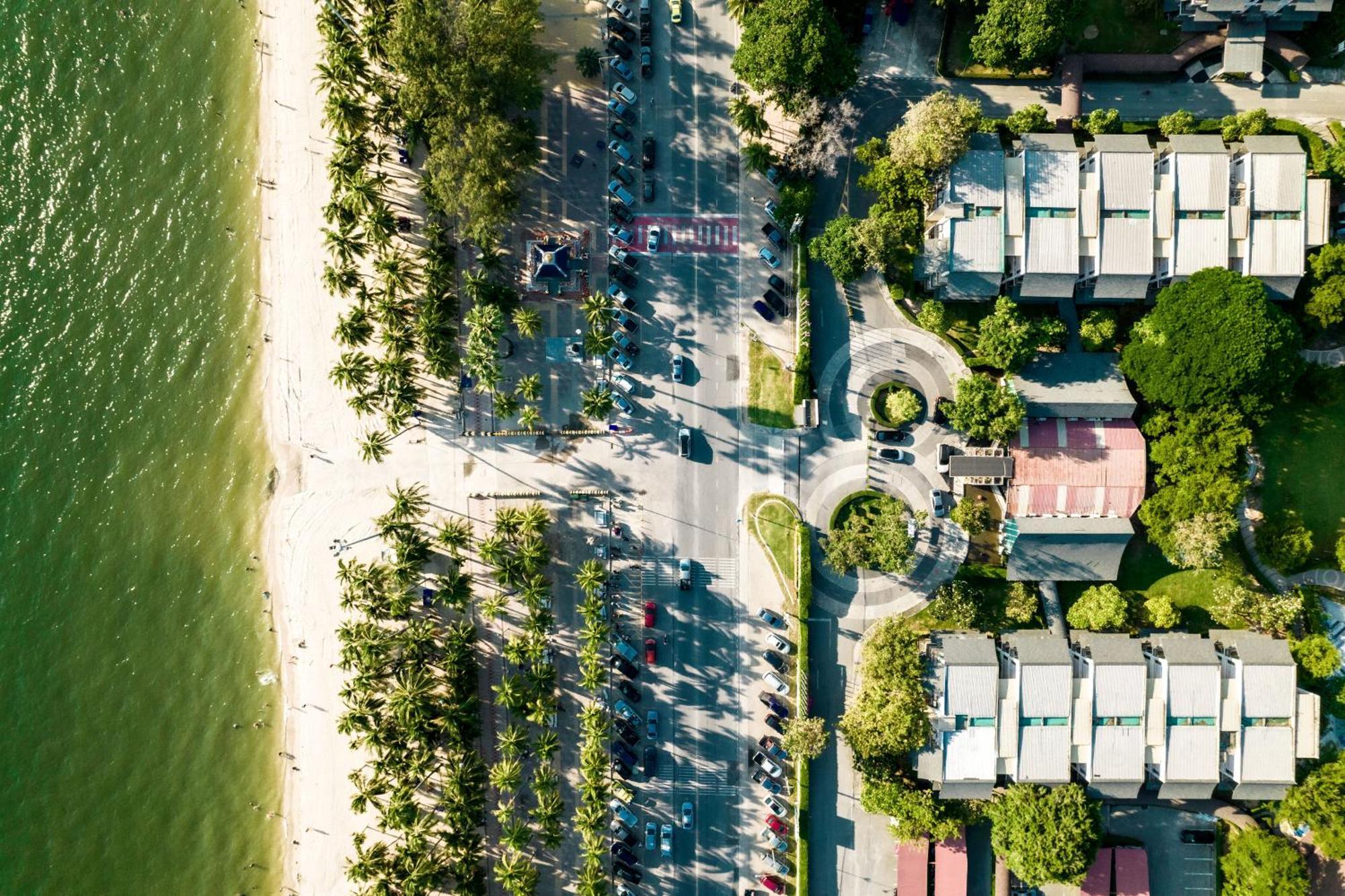 Bangsaen Heritage Hotel - SHA Certified Buitenkant foto