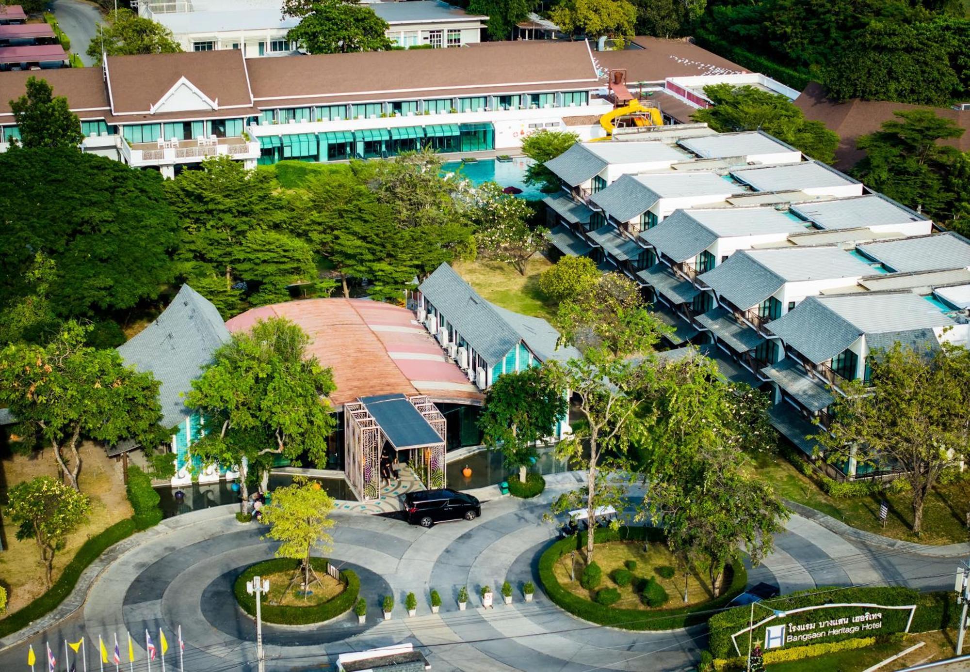 Bangsaen Heritage Hotel - SHA Certified Buitenkant foto