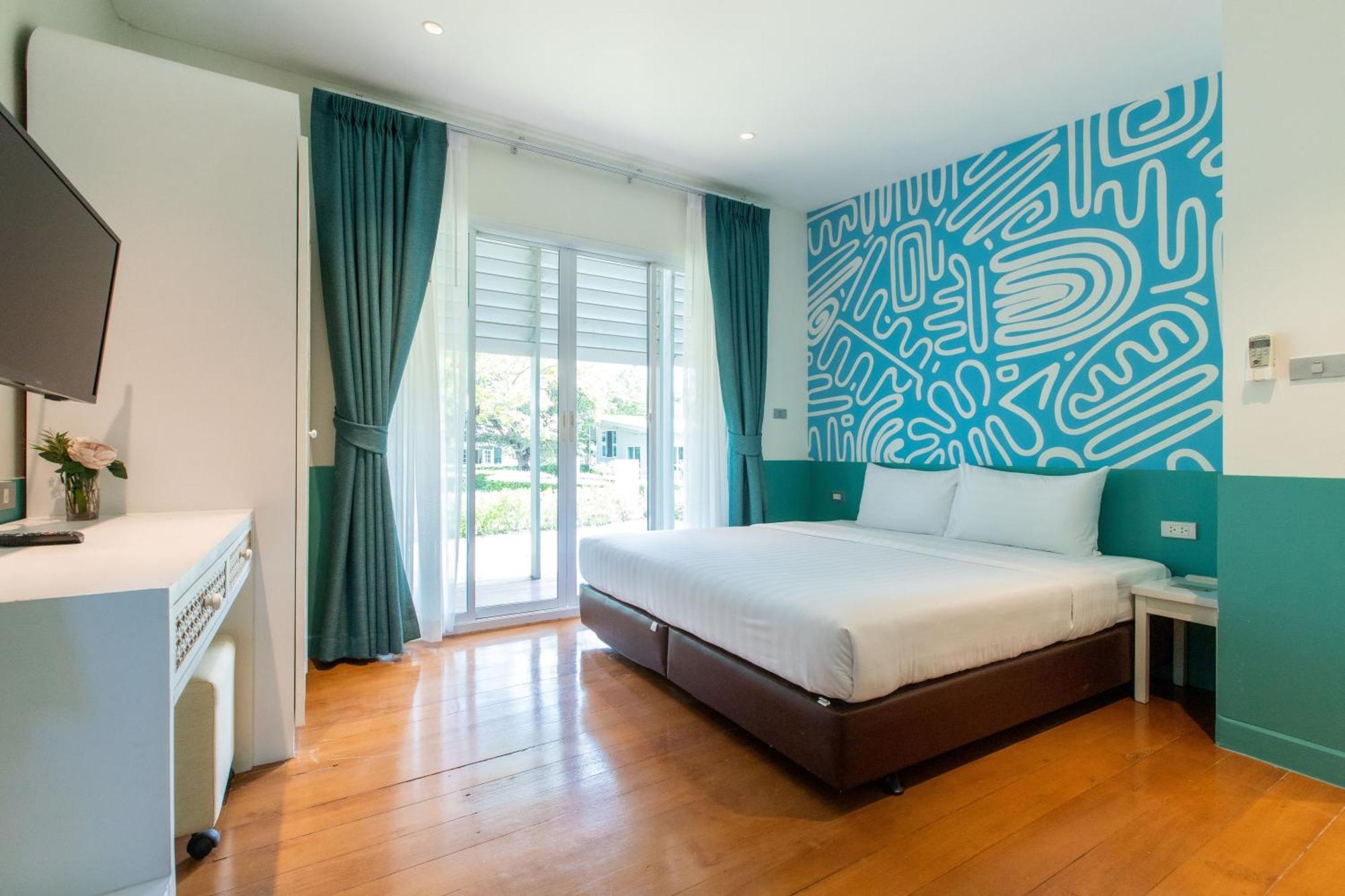 Bangsaen Heritage Hotel - SHA Certified Kamer foto