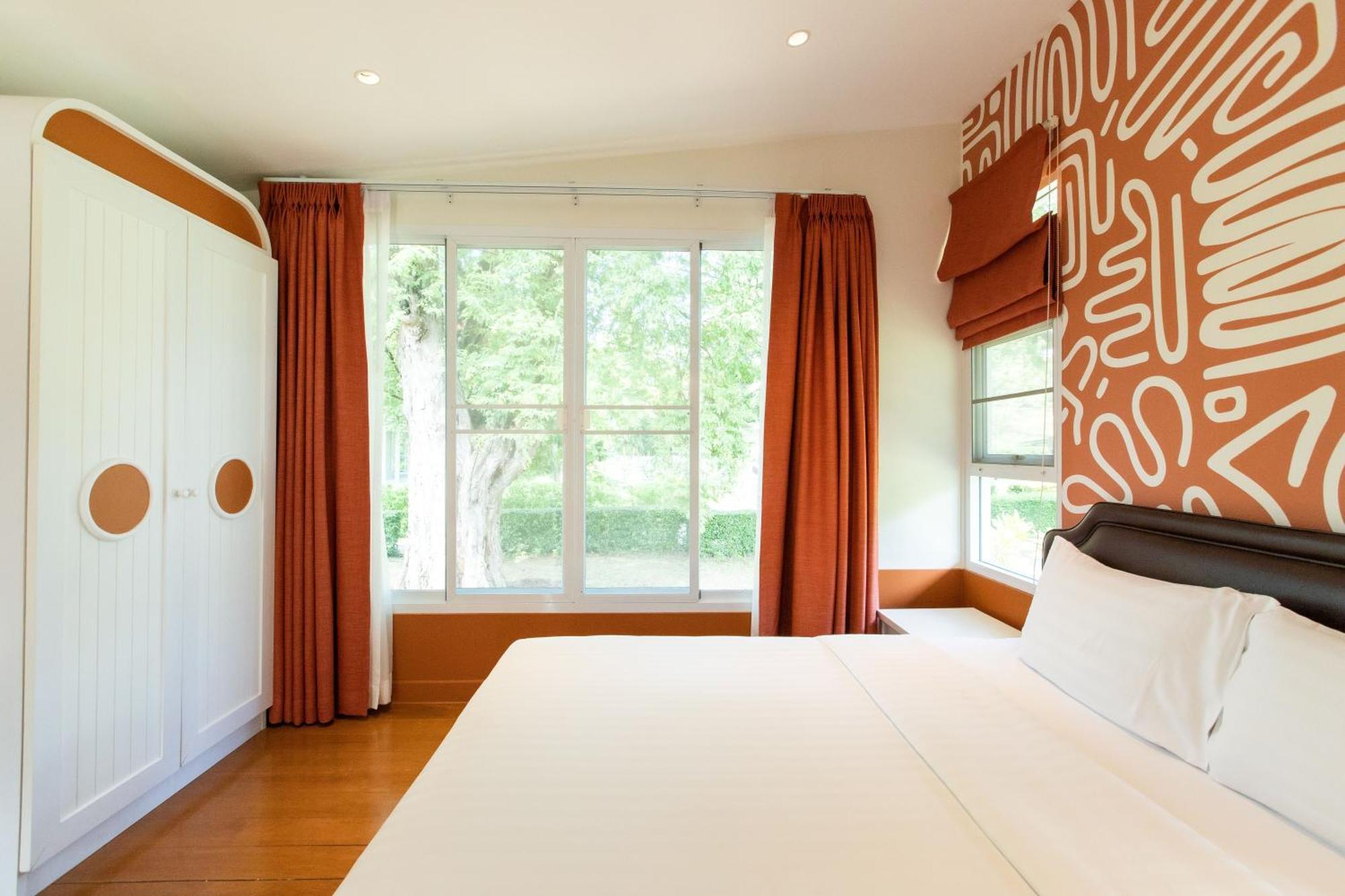 Bangsaen Heritage Hotel - SHA Certified Kamer foto