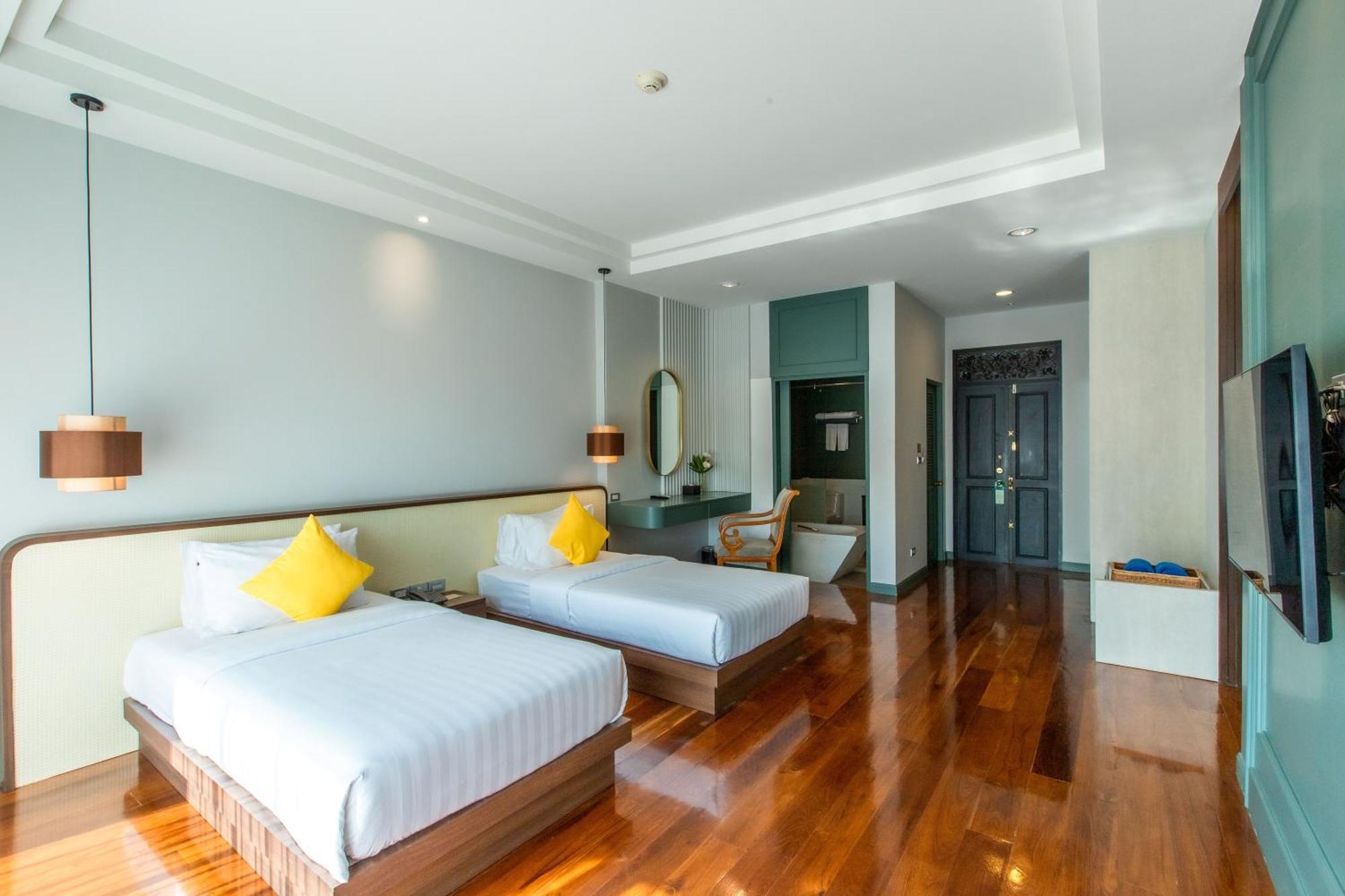 Bangsaen Heritage Hotel - SHA Certified Kamer foto