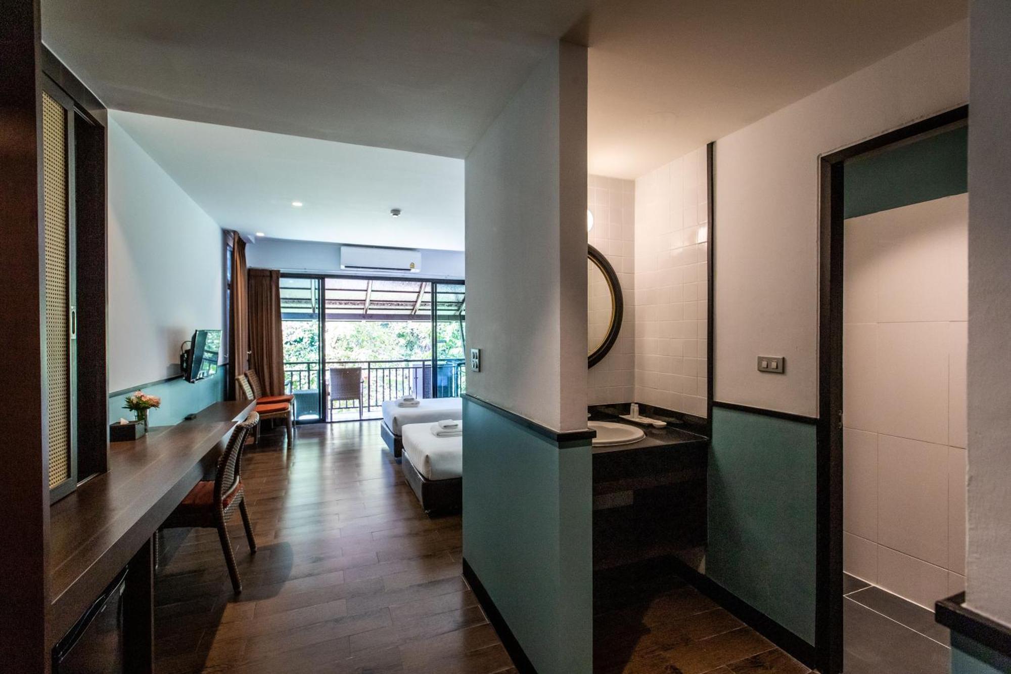 Bangsaen Heritage Hotel - SHA Certified Kamer foto